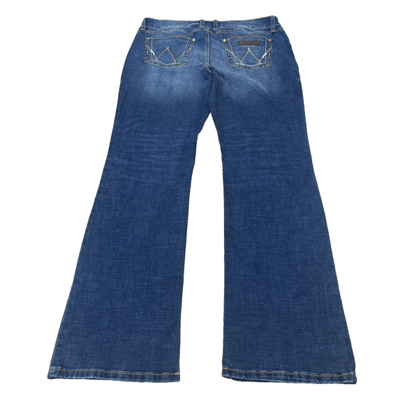 Wrangler Retro Boot Cut Jeans Women's Size 15x34 Medium Wash Soft Denim Western - Picture 3 of 12